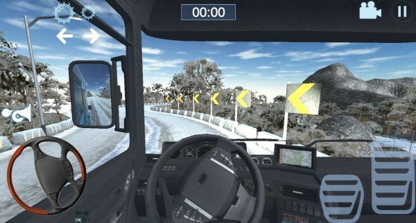 雪地欧洲卡车驾驶模拟手游app截图