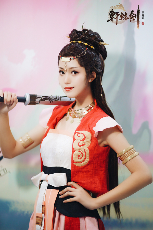 超美Coser惹围观，网易《轩辕剑龙舞云山》赚足“萤火虫”观众眼球