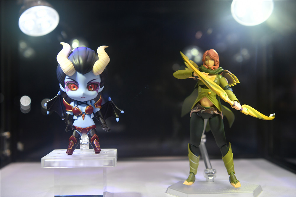 完美世界展馆门庭若市 TI7周边人气爆棚