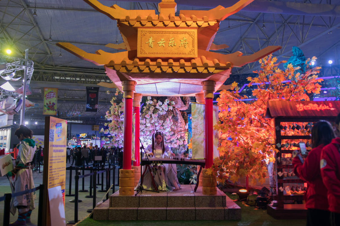 《梦幻诛仙手游》正式上线一周年，四季主题曲唯美亮相TGC2017