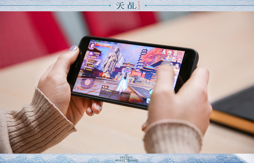 蜗牛数字《天乩》手游真实录！美女摄手试玩视频曝光