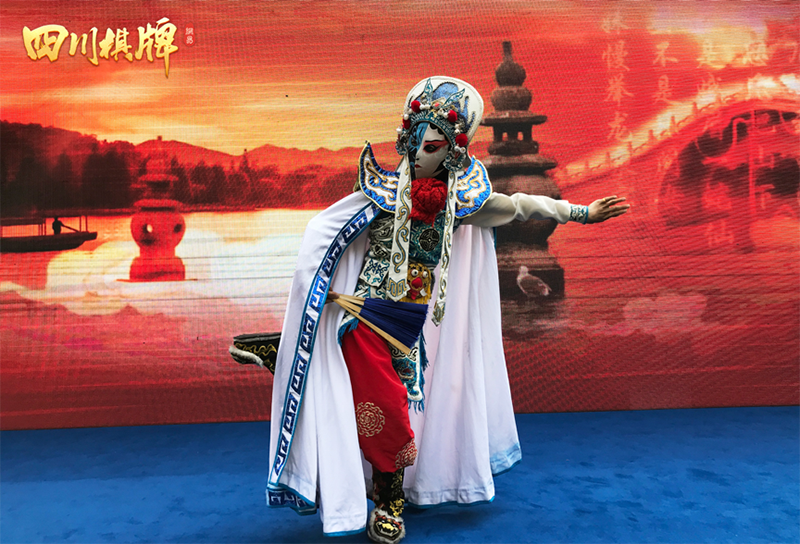 揭秘五一小长假成都商圈人流涌动的秘密