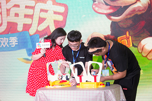 《梦幻花园》周年大狂欢，联合OPPO游戏中心打造“消除狂欢季”