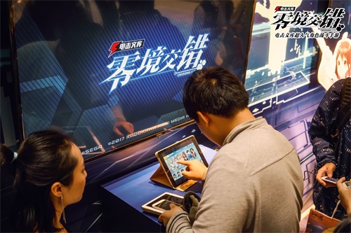 《电击文库：零境交错》秋日祭现场，观众很high，coser很皮！