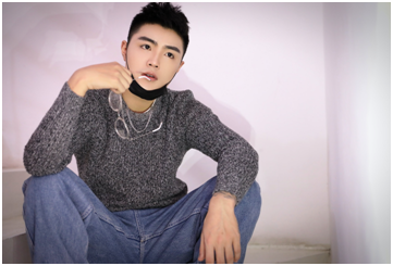 刺激战场：众多主播都等着狙他涨人气，触手花花“摊上事了”！