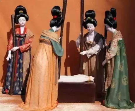 惊了！《人偶馆绮幻夜》手游中原来隐藏着这么多小秘密