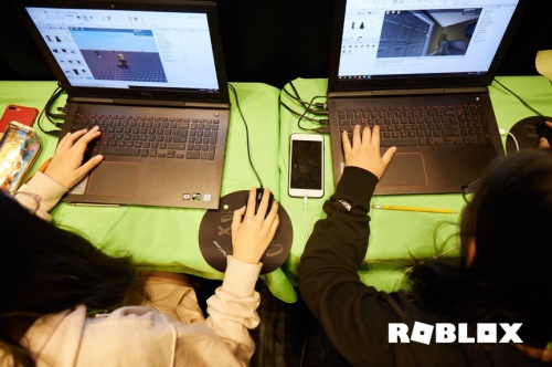 Roblox STEM夏令营落幕：沉浸式教育，助力青少年创新启迪