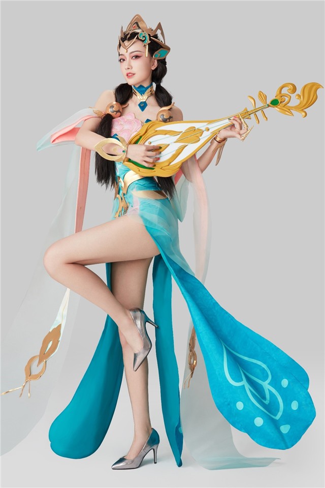 《王者荣耀》KPL解说四美COS峡谷四美惊艳来袭