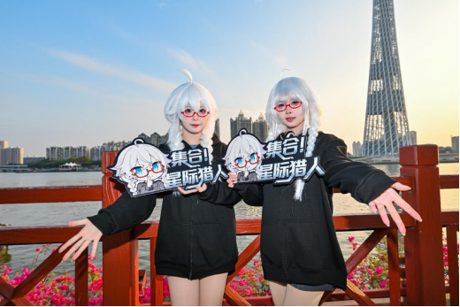 广州塔惊现“宇宙飞船”！《星际猎人》在2026星灯节整了个大活