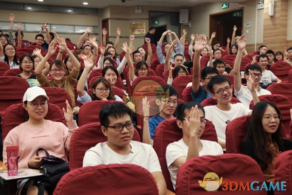 蓝港互动2018校招华中大宣讲会 现场气氛高涨掀起热潮