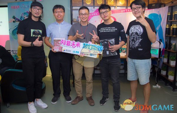 初音殿下降临广州《初音未来：梦幻歌姬》骑士团们齐聚应援！
