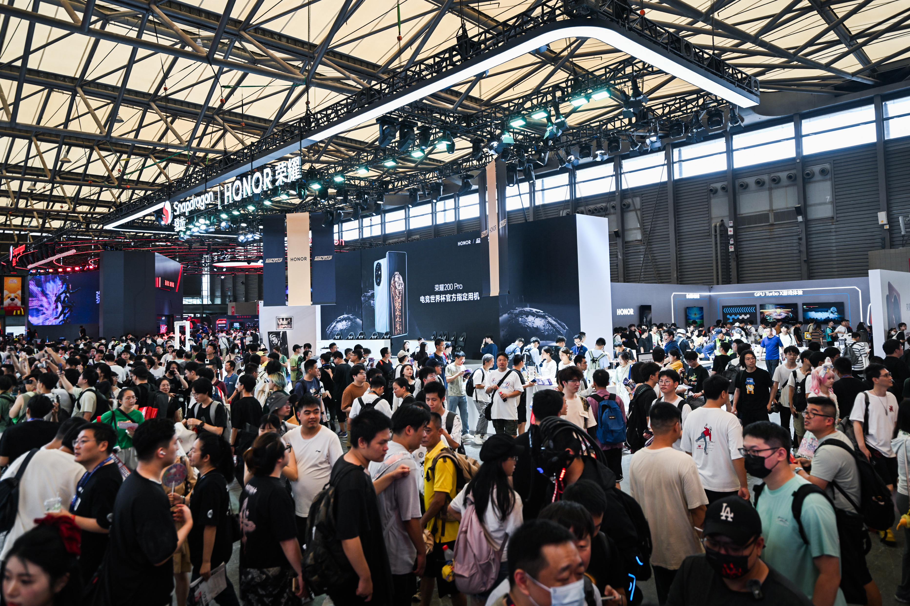 荣耀游戏中心亮相ChinaJoy，携手伙伴共建优质游戏内容生态